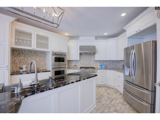 Photo of 6 Lost Dog Court