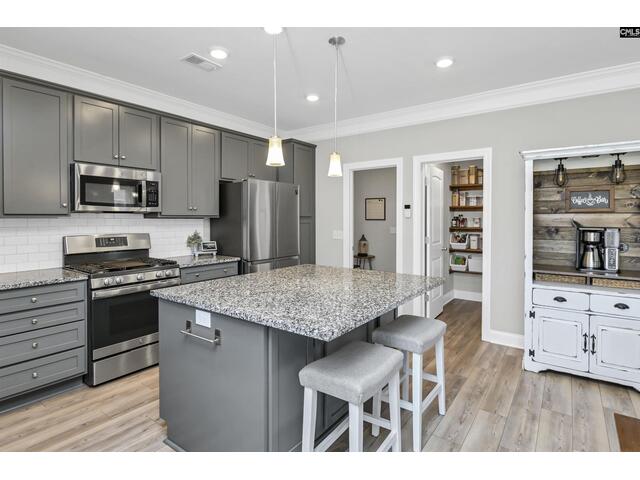 Photo of 233 Falling Leaves Lane