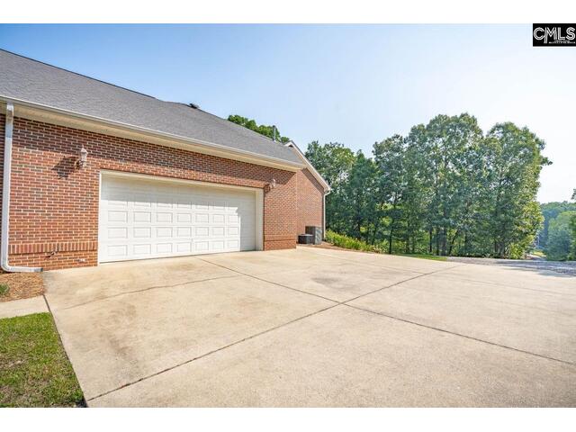 Photo of 140 Leonard Drive