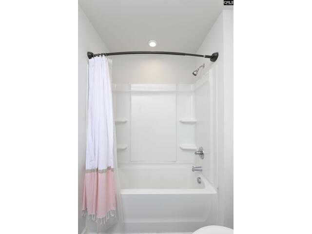 Photo of 943 Sequoia Drive