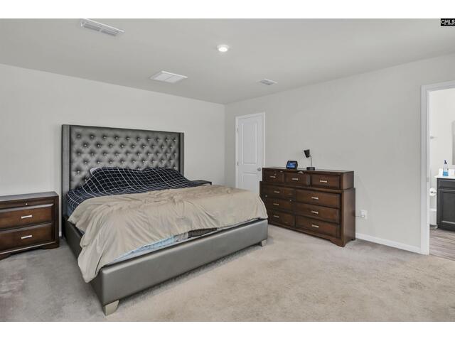 Photo of 943 Sequoia Drive