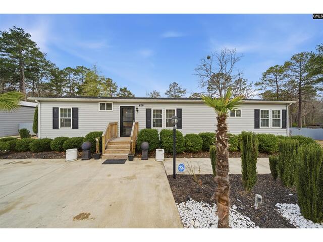 Photo of 426 E Ridge Road