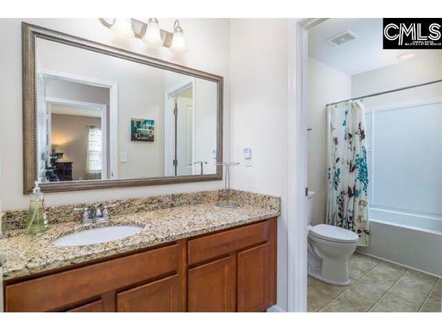 Photo of 228 Jackstay Court Photo of 228 Jackstay Court
