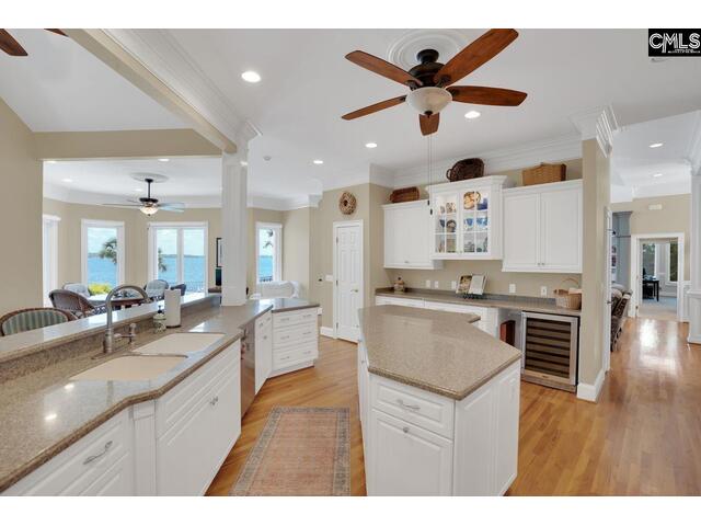 Photo of 453 Lake Estate Drive Photo of 453 Lake Estate Drive