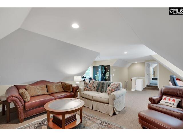 Photo of 453 Lake Estate Drive Photo of 453 Lake Estate Drive