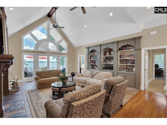 Photo of 453 Lake Estate Drive Photo of 453 Lake Estate Drive