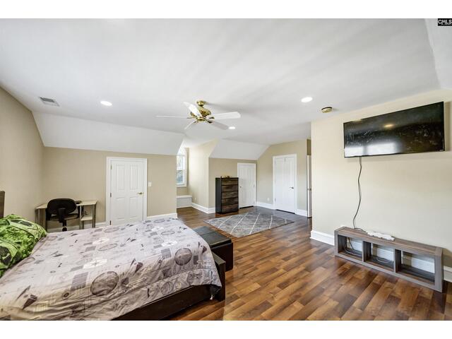 Photo of 106 Stonebrook Drive