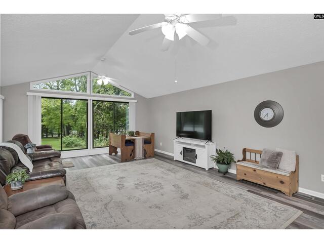 Photo of 129 N Zion Street