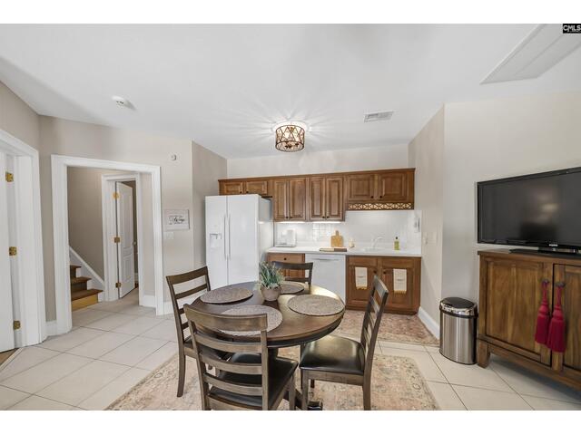 Photo of 233 Lake Estate Drive Photo of 233 Lake Estate Drive