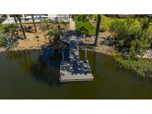 Photo of 233 Lake Estate Drive Photo of 233 Lake Estate Drive