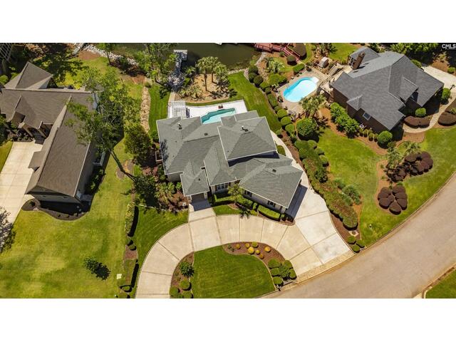 Photo of 233 Lake Estate Drive Photo of 233 Lake Estate Drive