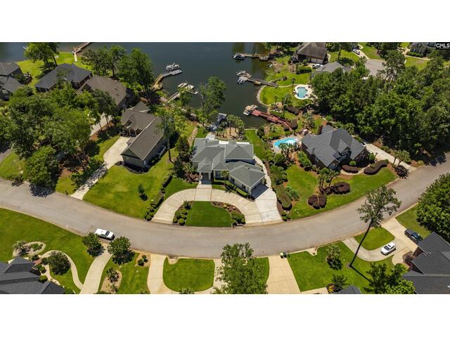 Photo of 233 Lake Estate Drive Photo of 233 Lake Estate Drive