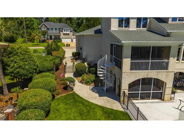 Photo of 233 Lake Estate Drive Photo of 233 Lake Estate Drive