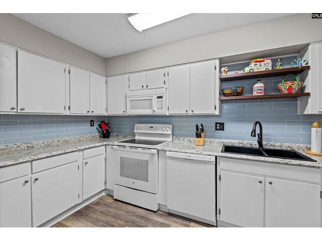 Photo of 1100 Skyland Drive