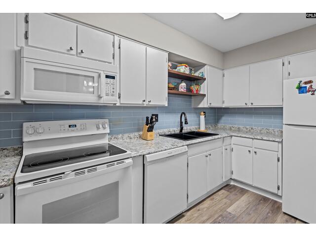 Photo of 1100 Skyland Drive