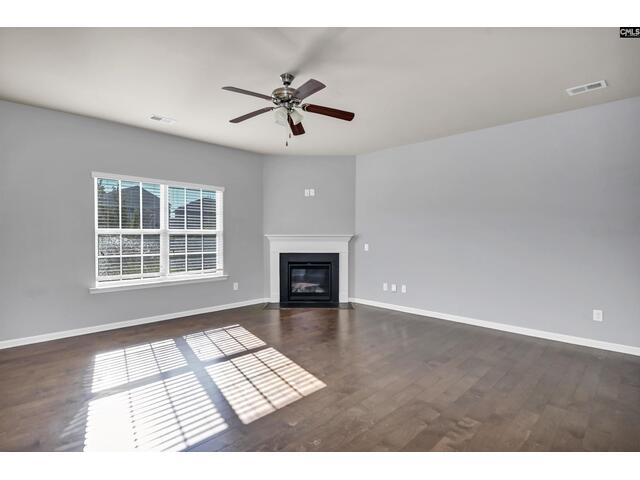 Photo of 869 Sunseeker Drive