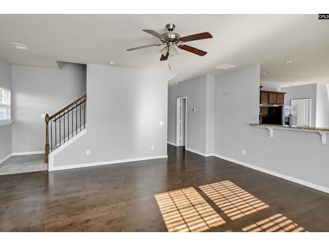 Photo of 869 Sunseeker Drive