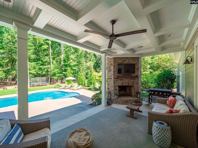 Photo of 128 Caribou Street