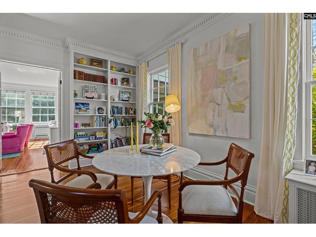 Photo of 2031 Lyttleton Street