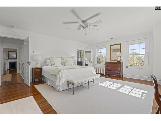 Photo of 2031 Lyttleton Street