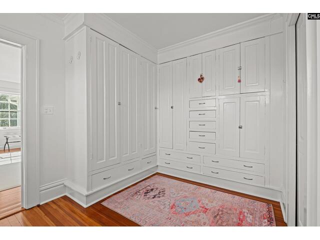 Photo of 2031 Lyttleton Street