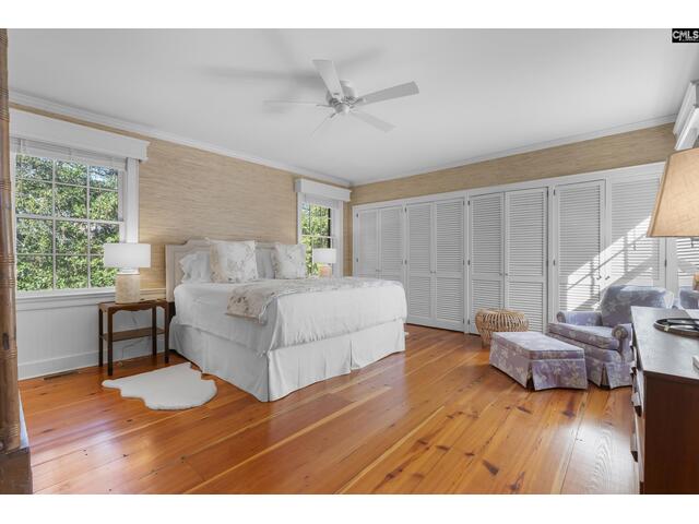 Photo of 2031 Lyttleton Street