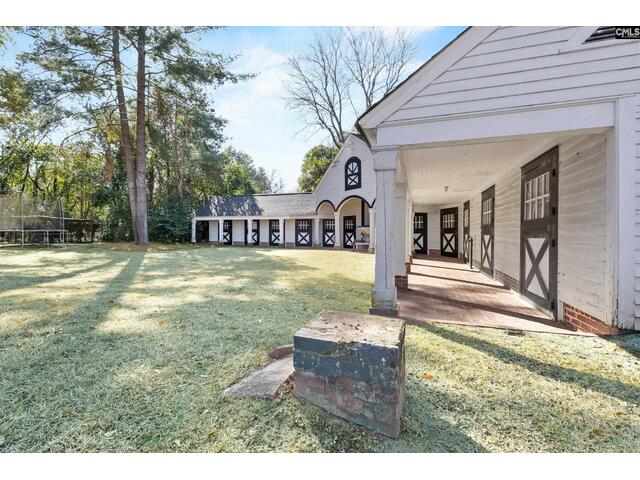 Photo of 2031 Lyttleton Street