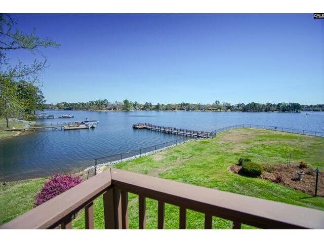 Photo of 545 Superior Circle