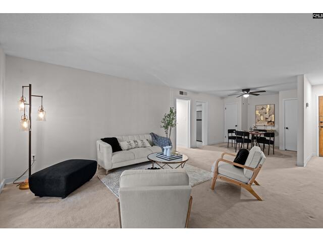 Photo of 1825 Saint Julian Place