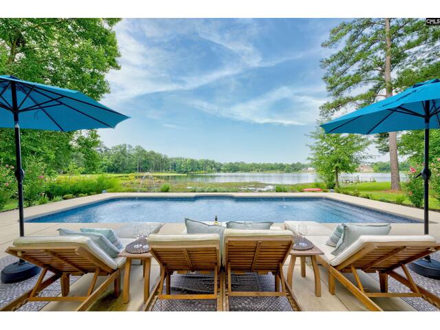 Photo of 305 Northlake Road